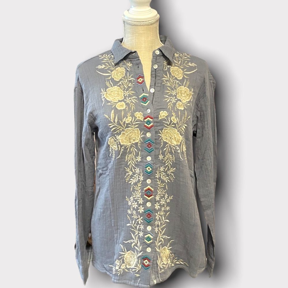 Kayla Seo | NWT Women’s Anni Embroidered Long-sleeved Top Blue Size Small S